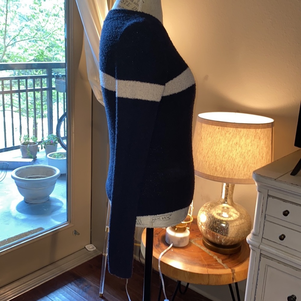 VINCE. navy blue & ivory longsleeve sweater shirt XS​​ - Picture 4 of 8